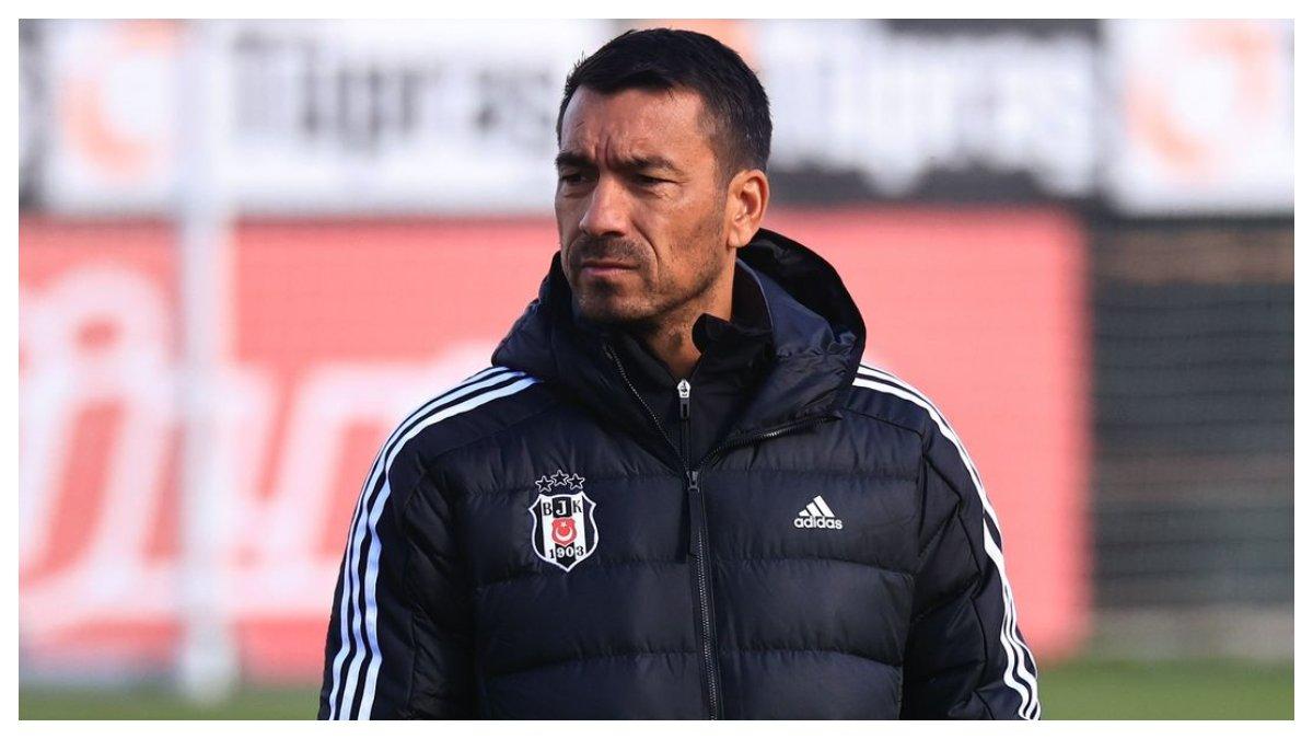 Potret Giovanni van Bronckhorst