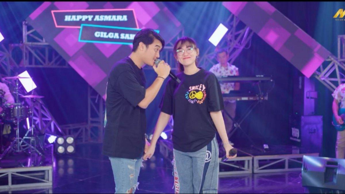 HAPPY ASMARA Feat. GILGA SAHID - SENENG | Feat. BINTANG FORTUNA (Official Music Video)