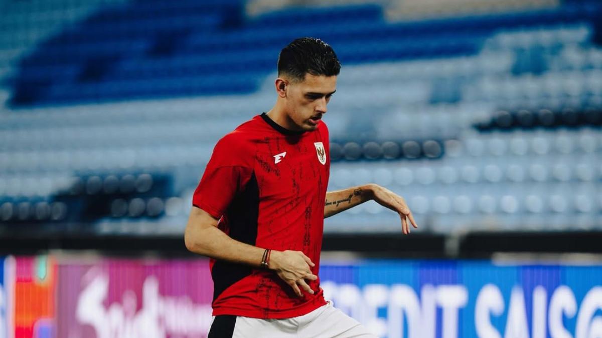 PROFIL PEMAIN - Sosok Justin Hubner sedang melakukan latihan untuk pertandingan Timnas Indonesia (23/3/2025).