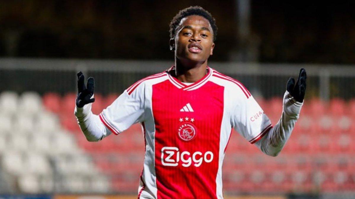Sosok winger asal Belanda yang masuk ke dalam opsi naturalisasi Timnas Indonesia.