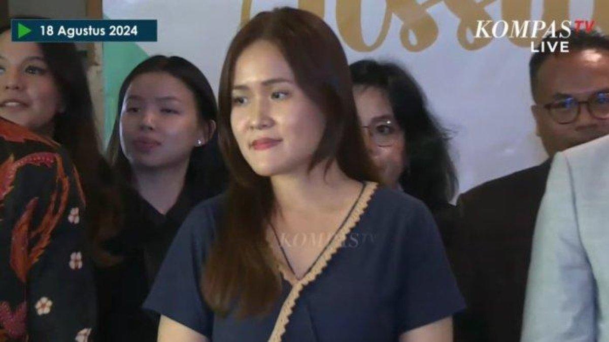 Foto-foto terbaru terpidana kasus kopi sianida, Jessica Wongso, setelah bebas bersyarat pada Minggu (18/8/2024), gelar konferensi pers