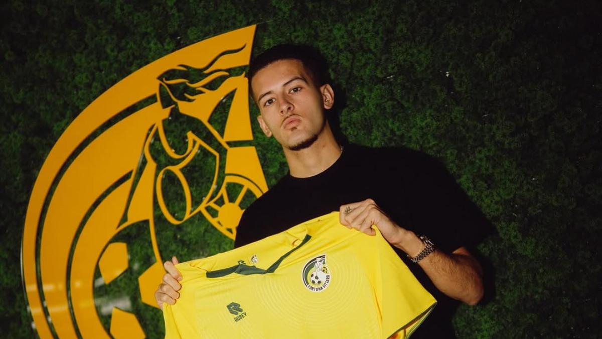PROFIL PEMAIN - Potret Justin Hubner saat diperkenalkan sebagai pemain baru Fortuna Sittard pada unggahan akun Instagramnya (29/7/2025).