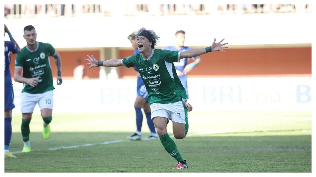 Kei Sano berhasil mencetak gol pertamanya di musim 2023/2024 Liga 1 Indonesia saat pertandingan PSS Sleman melawan PSIS pada 21 Juli 2023.