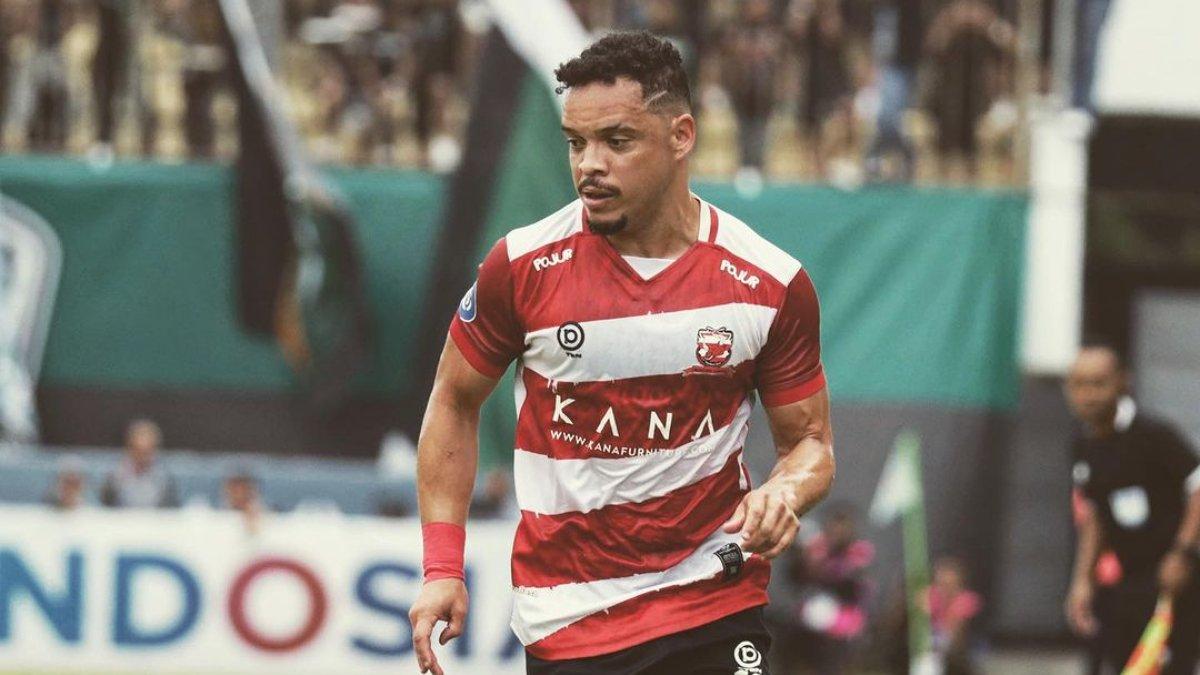 Winger andalan Madura United asal Brasil, Lulinha.