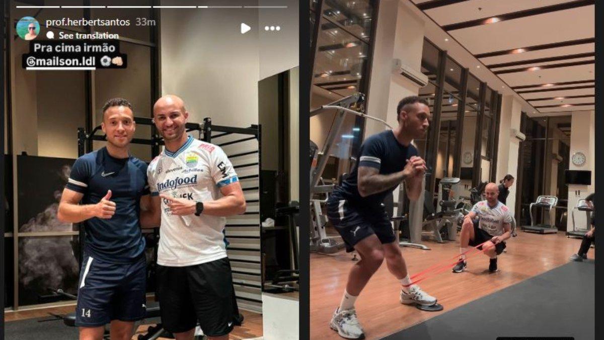 Kolase foto winger baru Persib Bandung, Mailson Lima yang tengah berguru ke pelatih fisik asal Brasil, Herbert Santos jelang gelaran Liga 1 2024, Selasa 6 Agustus 2024. Herbert Santos adalah sosok yang berperan penting dalam primanya fisik David da Silva dan Ciro Alves di musim lalu.