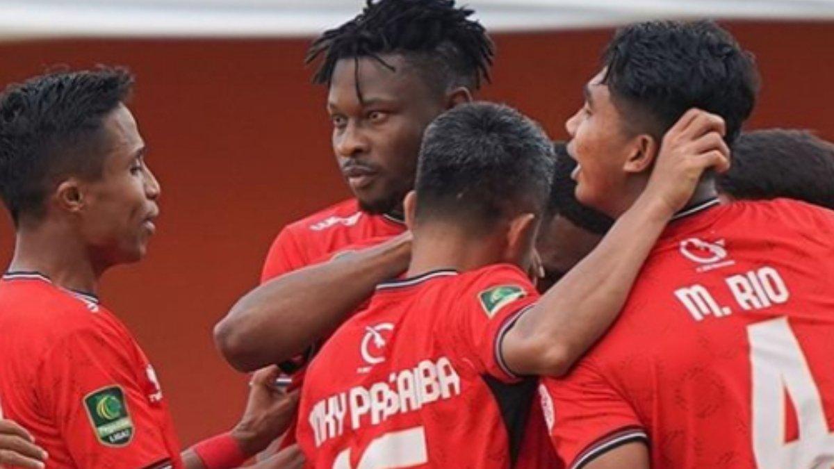 Selebrasi gol skuad Malut United di gelaran Liga 2 2023/2024.