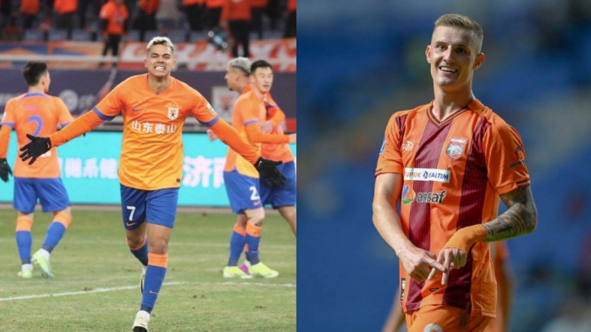 Sosok mantan striker Borneo FC, Matheus Pato saat mencatatkan golnya untuk Shandong Taishan (kiri) dan bomber Pesut Etam, Leo Gaucho saat melakukan selebrasi gol (kanan).