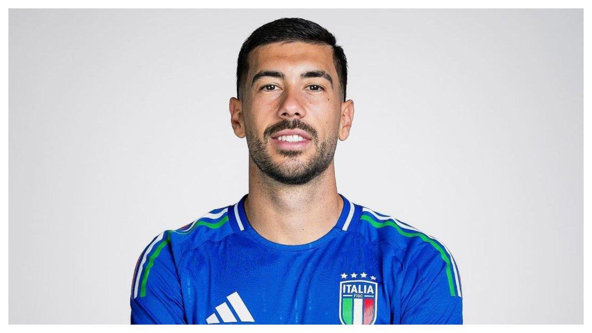 Potret Mattia Zaccagni berseragam Timnas Italia