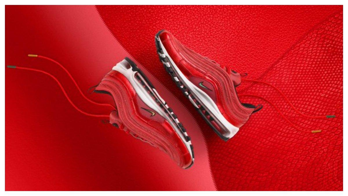 Foto Sepatu Nike Air Max 97 CR7 Red milik Marcus Rashford yang diberi hadiah oleh Cristiano Ronaldo pada tahun 2018 lalu.