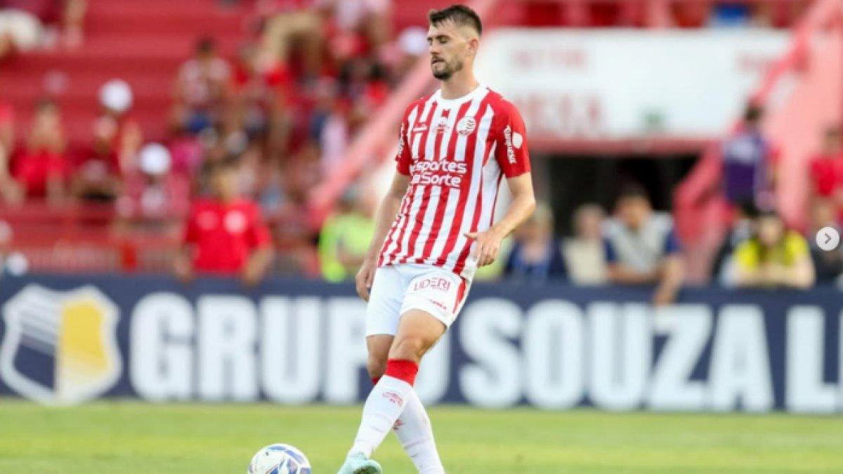 PROFIL - Odivan Koerich saat berseragam Clube Náutico Capibaribe, dimana musim lalu, ia hanya bermain 1 laga saja, Selasa (11/2/2025). Odivan Koerich kabarnya deal gabung Arema FC di musim 2025/2026.