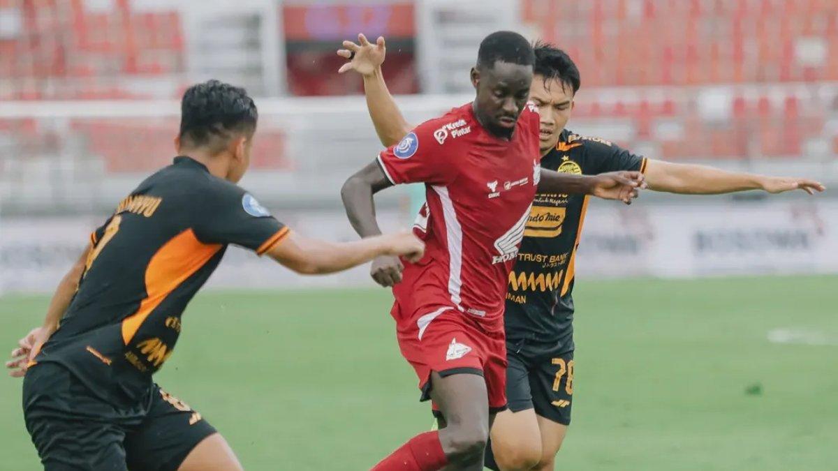 Cuplikan pertandingan PSM Makassar vs Persija Jakarta pada pekan ke-24 Liga 1 2024/2025.