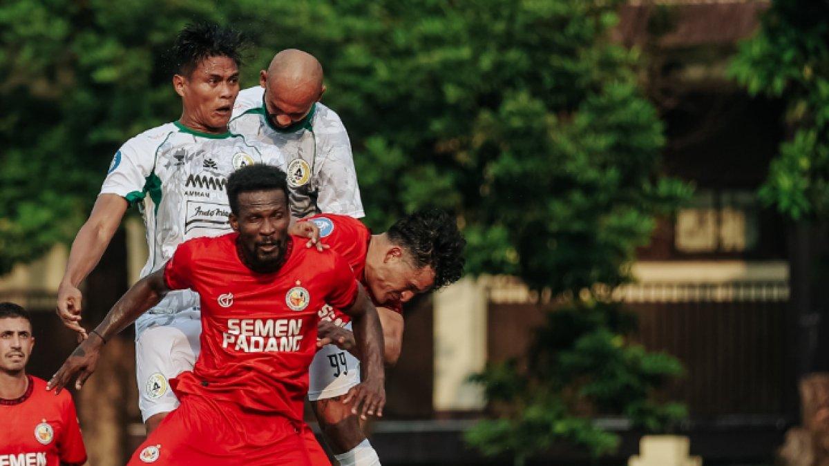 Cuplikan laga Semen Padang vs PSS Sleman dalam lanjutan pekan ketiga Liga 1 2024/2025 di Stadion PTIK, Senin (26/8/2024).
