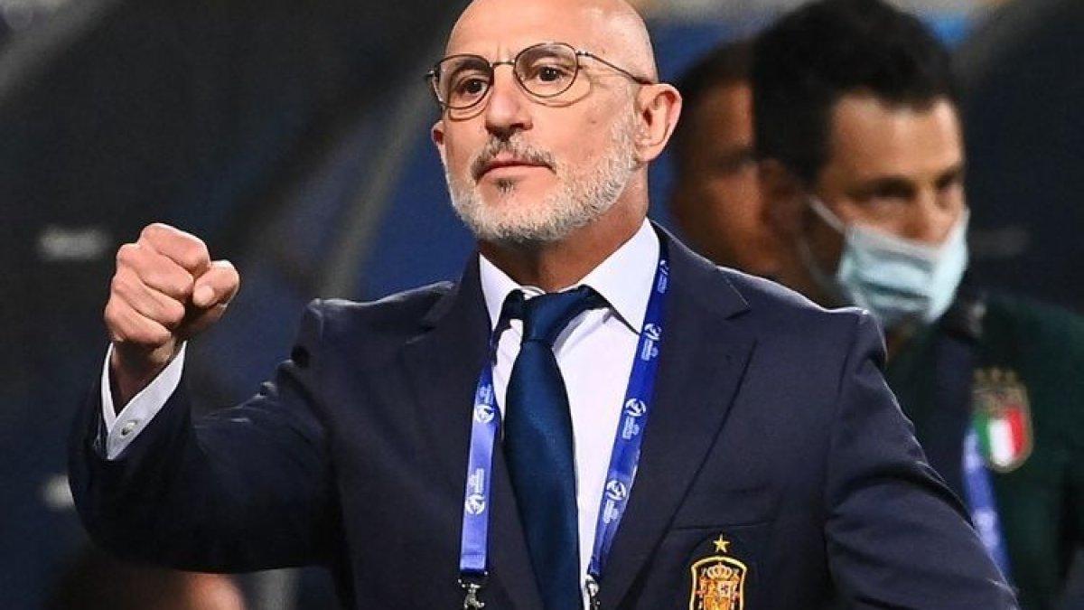 Pelatih timnas Spanyol Luis de la Fuente saat masih menukangi tim U21 Spanyol di ajang Piala Eropa U21 pada Maret 2021.