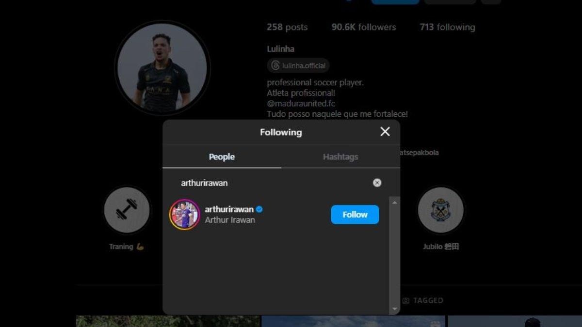 Eks Madura United yang kini nganggur, yakni Lulinha disinyalir tengah melempar kode kepada bos Persik Kediri, yakni Arthur Irawan agar direkrut di musim depan dengan mengikuti Instagram pribadi sang pemilik.
