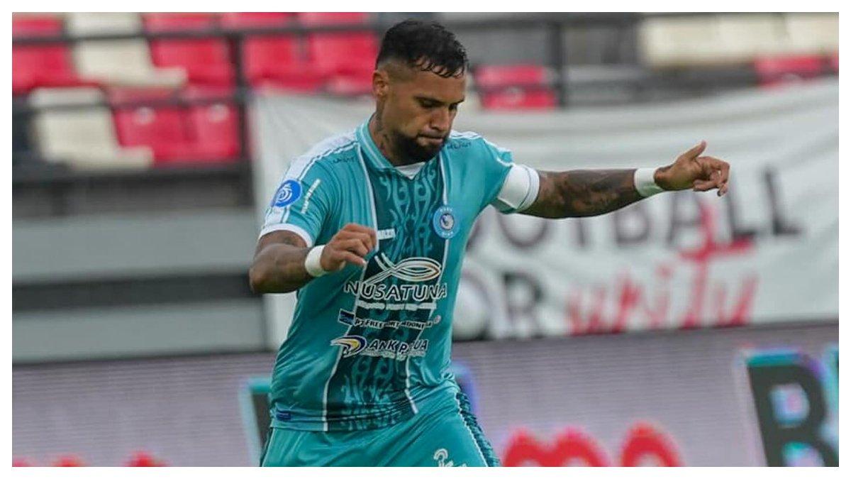 Potret Julian Velazquez