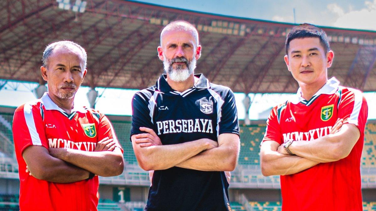 Persebaya Surabaya Berburu Pelatih Baru: Bernardo Tavares dan Aji Santoso Masuk Radar Usai Pemecatan Edu Perez Persebaya Surabaya Berburu Pelatih Baru: Bernardo Tavares dan Aji Santoso Masuk Radar Usai Pemecatan Edu Perez