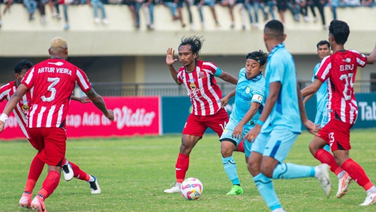 Cuplikan pertandingan Persela Lamongan kontra Deltras FC di pekan perdana Liga 2 2024/2025.