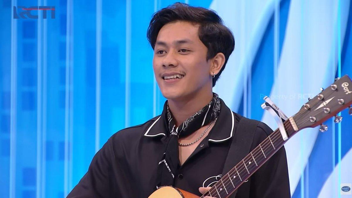Sosok Fajar Sadboy yang lolos audisi Indonesian Idol 2026 usai bikin juri terkesima, rela lepas job