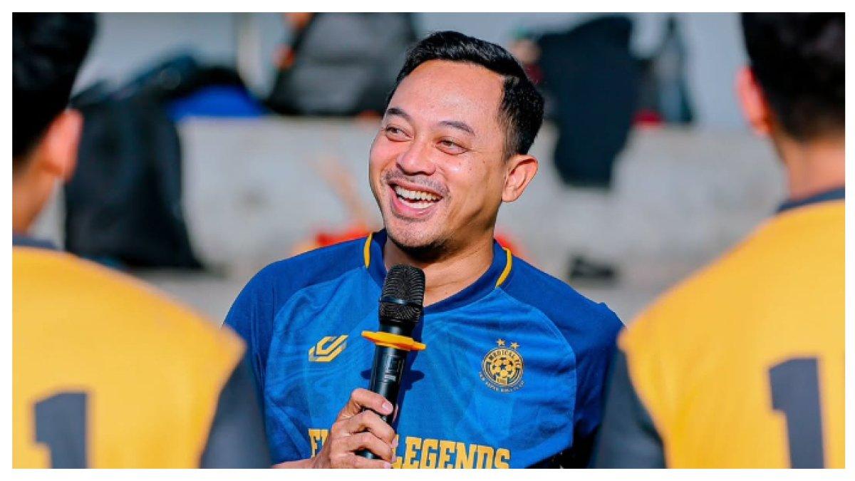 PROFIL - Potret dr. Alfan Nur Asyhar saat memberi sambutan di acara fun football bersama teman-temannya. Inilah profil dari dr. Alfan Nur Asyhar yang merupakan dokter Timnas Indonesia warisan Shin Tae-Yong.
