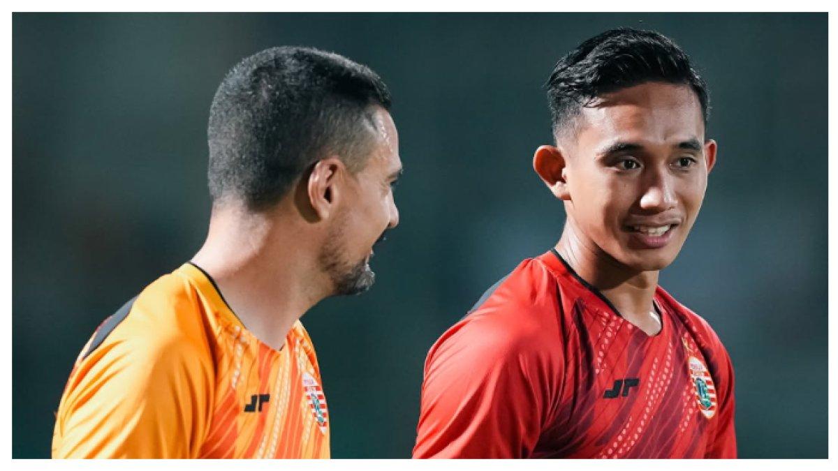 SESI LATIHAN - Potret Risky Ridho saat sesi latihan bersama Persija Jakarta pada Rabu (26/3). Terbaru Risky Ridho termasuk pemain Persija Jakarta yang kans hengkang awal musim depan.