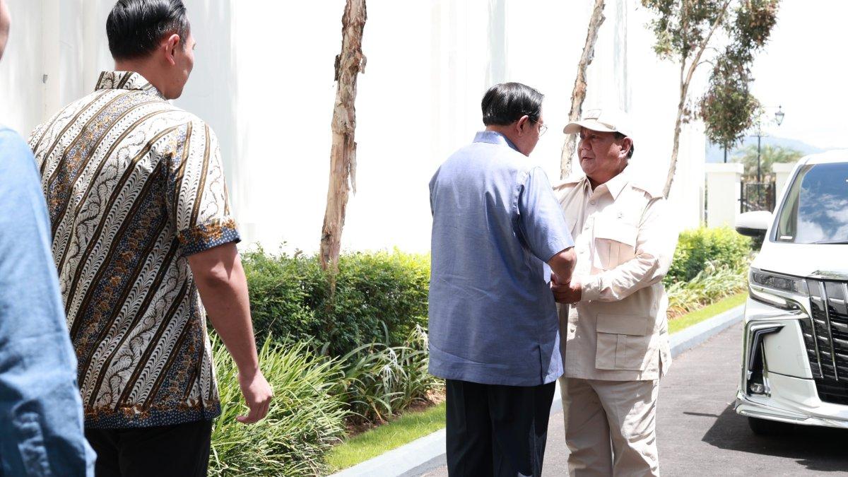 Prabowo Subianto sowan ke Susilo Bambang Yudhoyono (SBY) di Museum dan Galeri SBY-Ani, Pacitan, Jawa Timur pada Sabtu (17/2/2024).