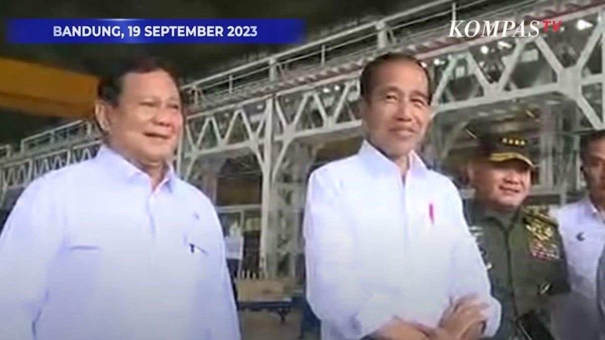 Potret Menteri Pertahanan (Menhan) Prabowo (kiri) dan Presiden Jokowi (kanan) menanggapi isu penyebaran penamparan Wamentan saat mengunjungi PT Pindad, Selasa 19 September 2023.