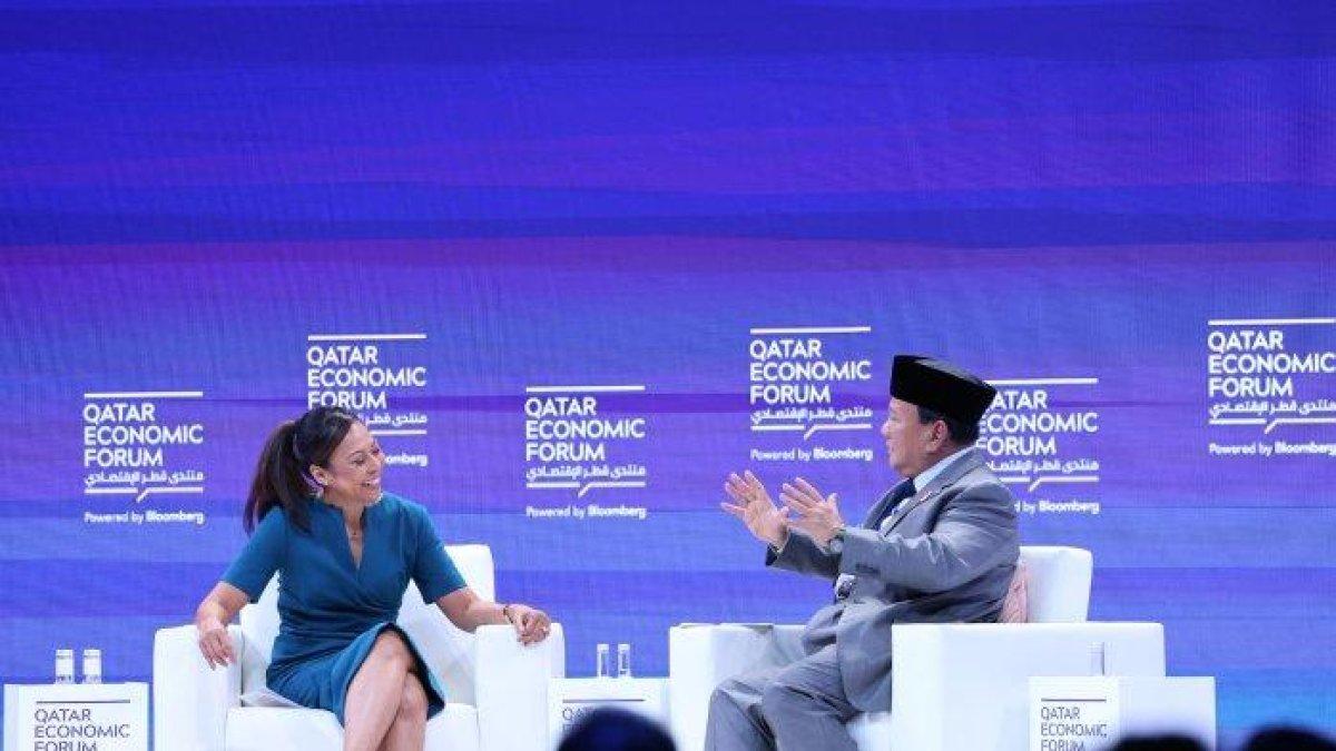 Presiden terpilih periode 2024-2029 Prabowo Subianto saat menghadiri Forum Ekonomi Qatar yang diadakan di Doha, Qatar pada 14-16 Mei 2024.