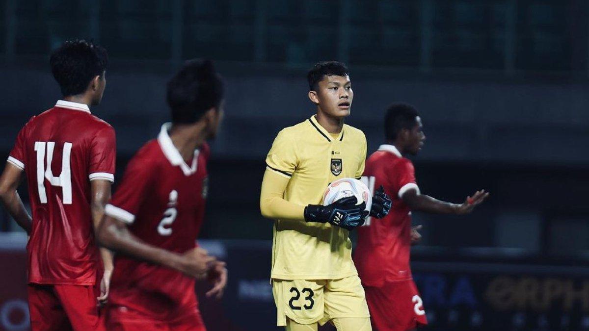 Aksi Ikram Al Ghiffari saat membela Timnas U-17.