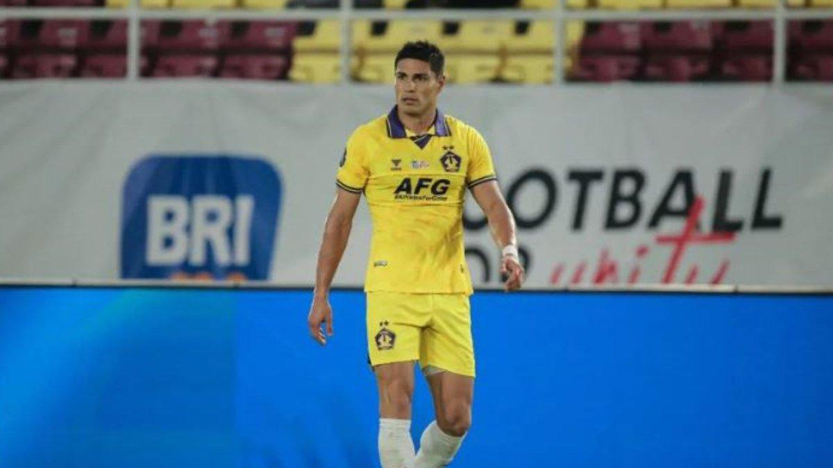 Potret bomber Persik Kediri, Ramiro Fergonzi.