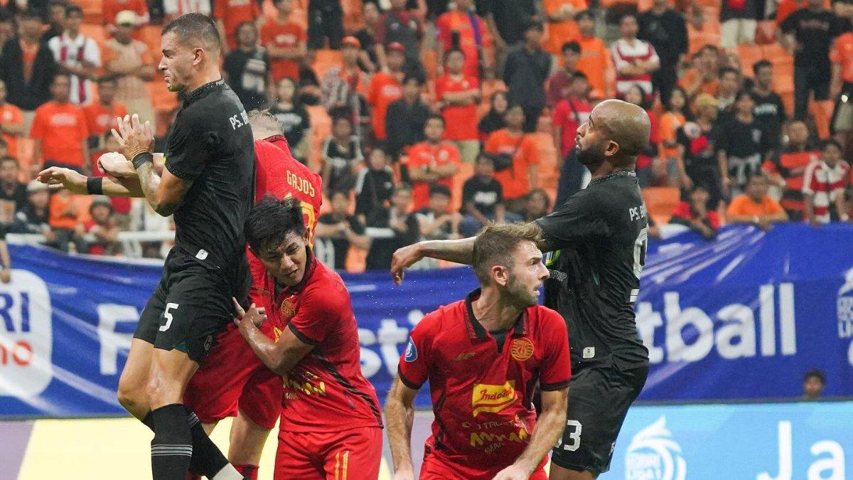 Cuplikan pertandingan Persija Jakarta vs Barito Putera di pekan perdana Liga 1 2024/2025.