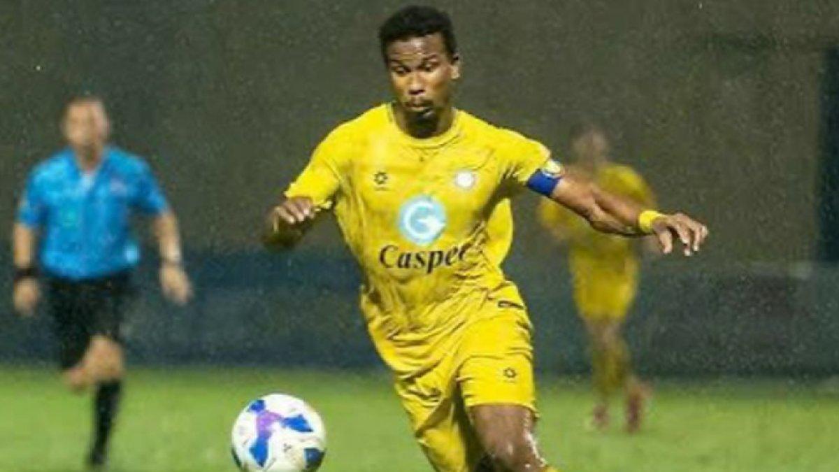 PROFIL - Lucas ibamar menggiring bola ketika berseragam Thanh Hoa FC, Sabtu (12/4/2025)