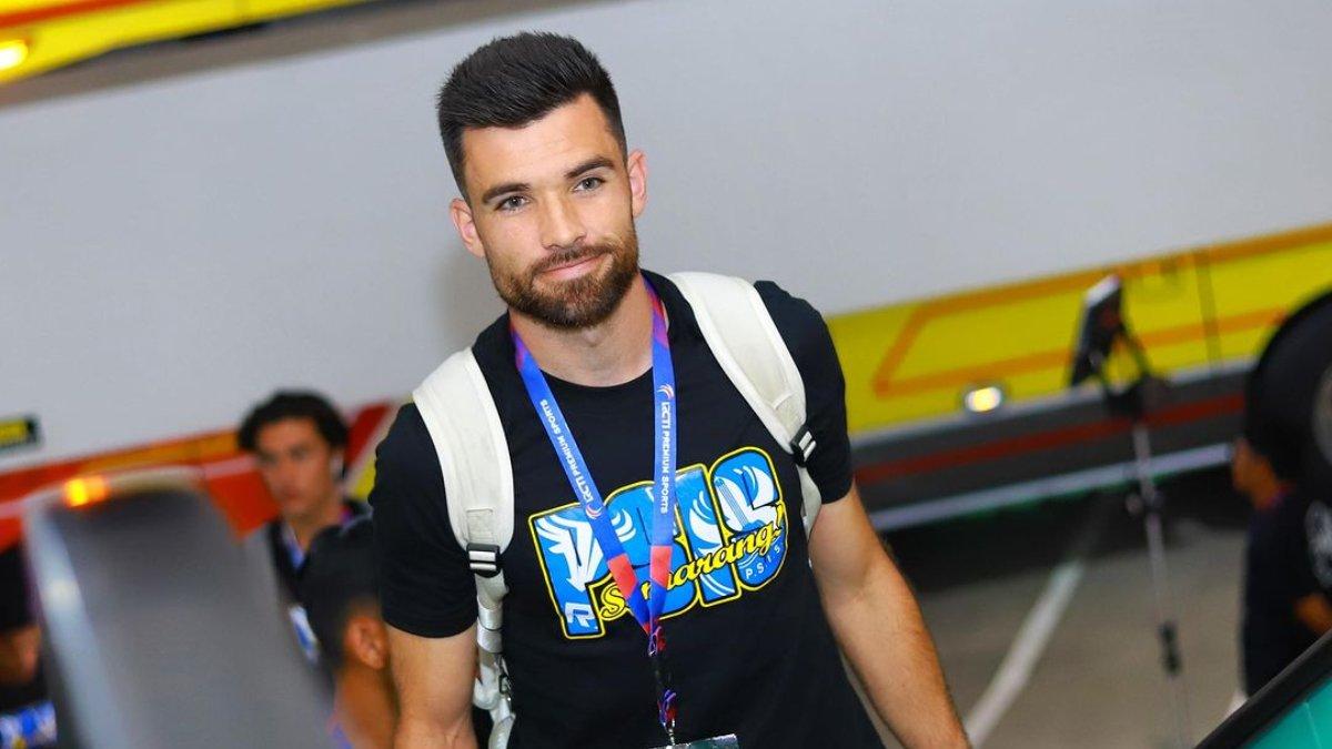 Potret Roger Bonet alias Ruxi saat menjalani trial di PSIS Semarang jelang Liga 1 2024. Roger Bonet kini resmi mendapat kontrak dari PSIS Semarang untuk menjadi bagian dari skuad Laskar Mahesa Jenar pada Liga 1 2024.