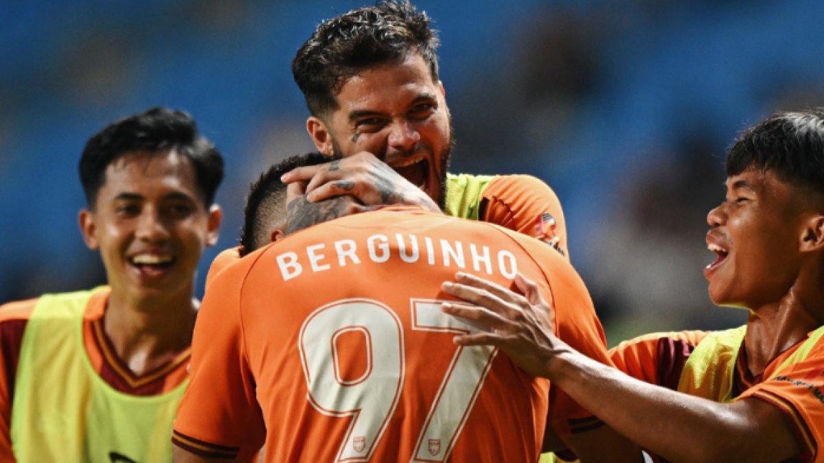 Cuplikan selebrasi gol Borneo FC di laga kontra Dewa United di pekan ke-10 Liga 1 di Stadion Batakan, Balikpapan, Kalimantan Selatan, Sabtu (2/11/2024).