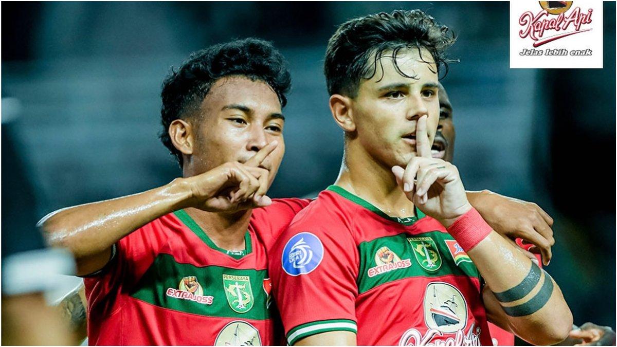 Cuplikan selebrasi gol penalti Bruno Moreira di laga Persebaya Surabaya kontra Barito Putera di Stadion Gelora Bung Tomo (GBT) Surabaya, Jawa Timur, Jumat (23/8/2024).