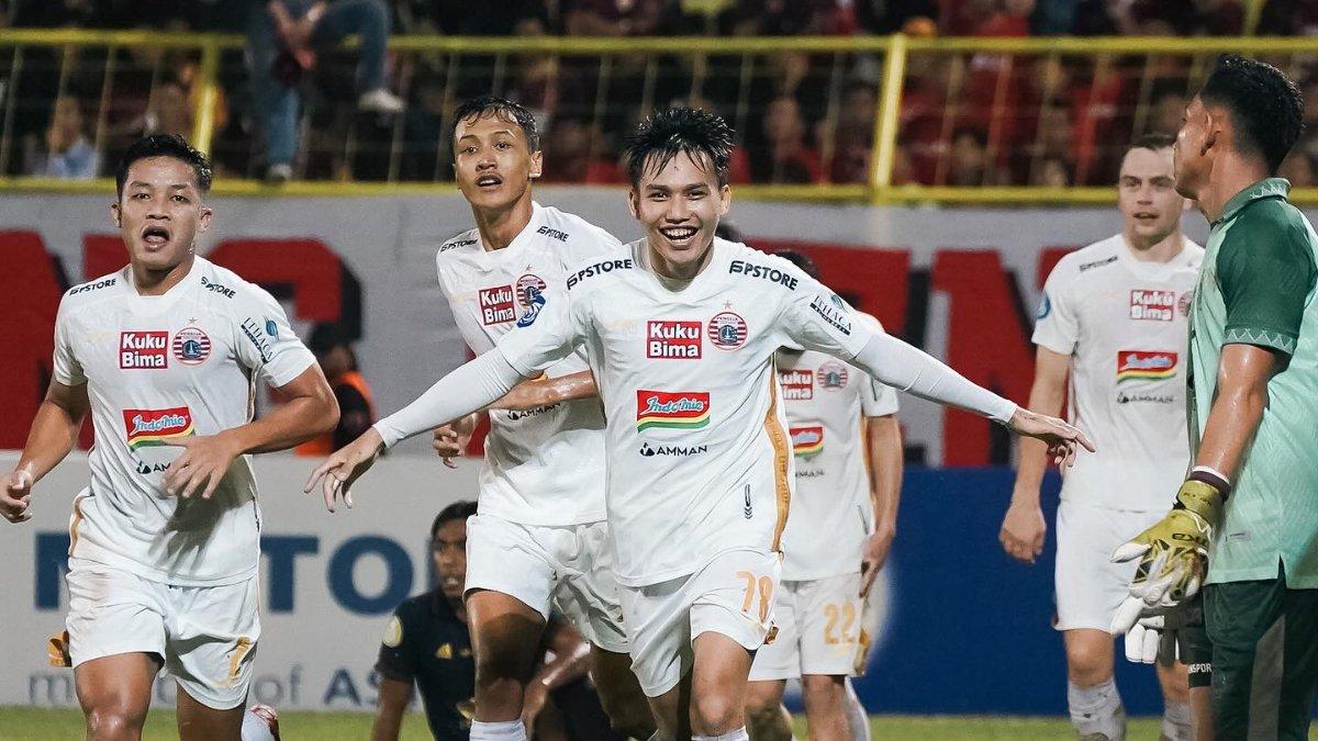 Aksi selebrasi Witan Sulaeman saat berhasil mencetak gol untuk Persija Jakarta ke gawang PSM Makassar di pekan ke-18 Liga 1 2023.