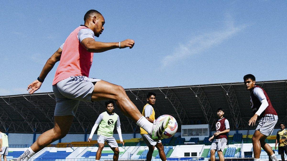 Cuplikan sesi latihan Persib Bandung pada Kamis (29/8/2024) jelang memasukki jadwal padat pada bulan September mendatang.