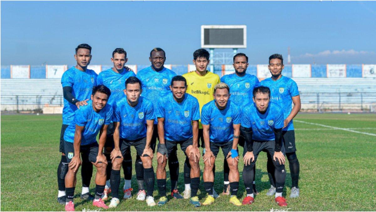 Skuad Persela Lamongan di bawah asuhan Djajang Nurjaman di musim 2023/2024.