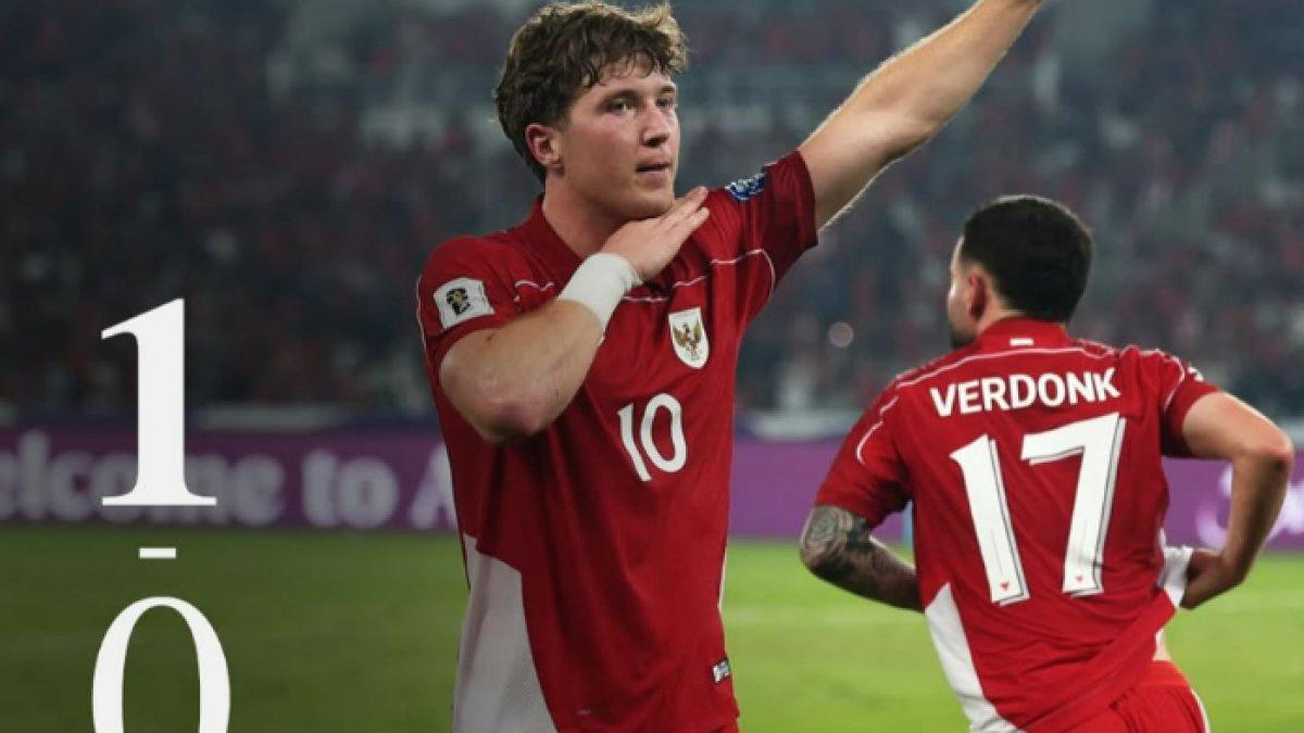 Striker Timnas Indonesia, Ole Romeny melakukan selebrasi setelah membobol gawang China pada matchday 9 Grup C ronde ketiga Kualifikasi Piala Dunia 2026 Zona Asia di Stadion Utama Gelora Bung Karno (SUGBK), Jakarta, Kamis (5/6/2025).