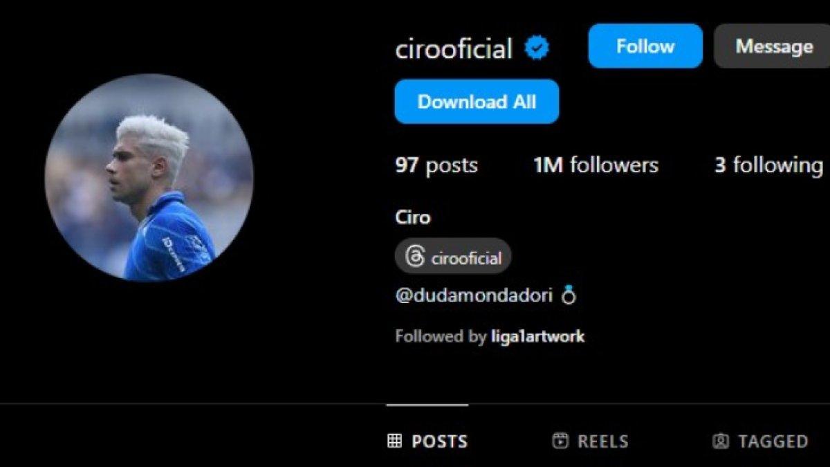 Tak ada nama Persib Bandung di bio Instagram Ciro Alves.