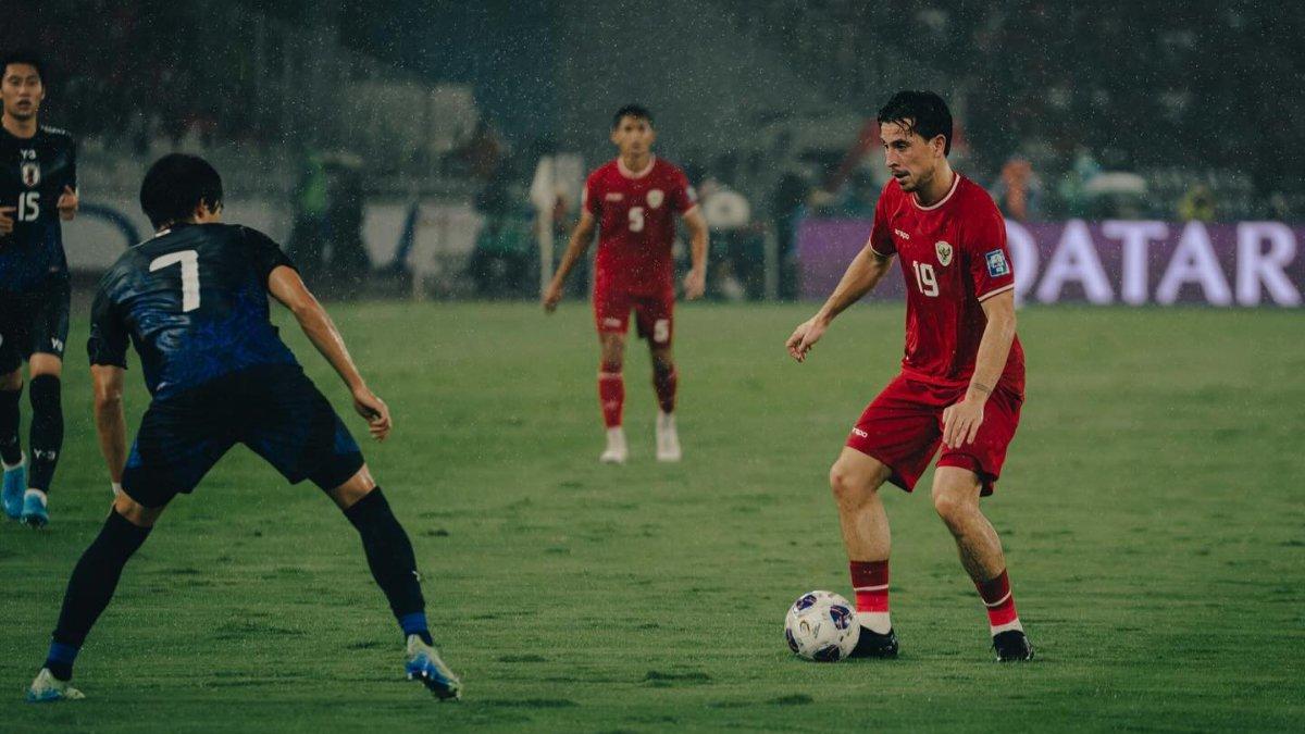 TIMNAS INDONESIA VS JEPANG - Cuplikan pertandingan Timnas Indonesia kontra Jepang dalam laga lanjutan Kualifikasi Piala Dunia 2026 zona Asia. Timnas Indonesia akan panen banyak poin jika kalahkan Jepang di match day terakhir babak penyisihan grup C Kualifikasi Piala Dunia 2026 zona Asia ronde ketiga.