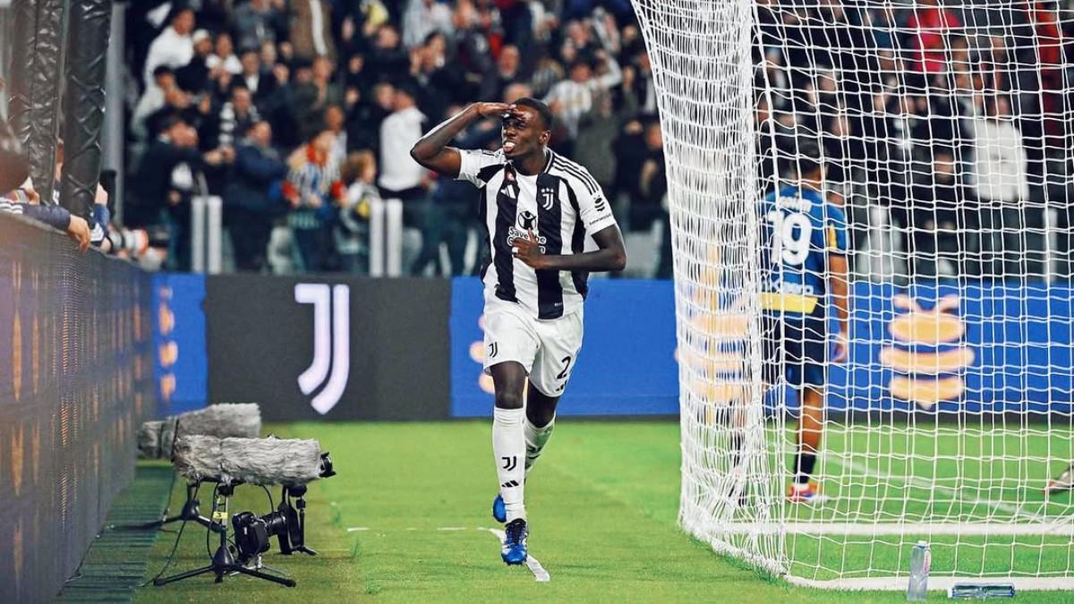 BURSA TRANSFER - Sosok Timothy Weah berselebrasi usai mencetak gol kedua melawan Parma (31/10/2025).