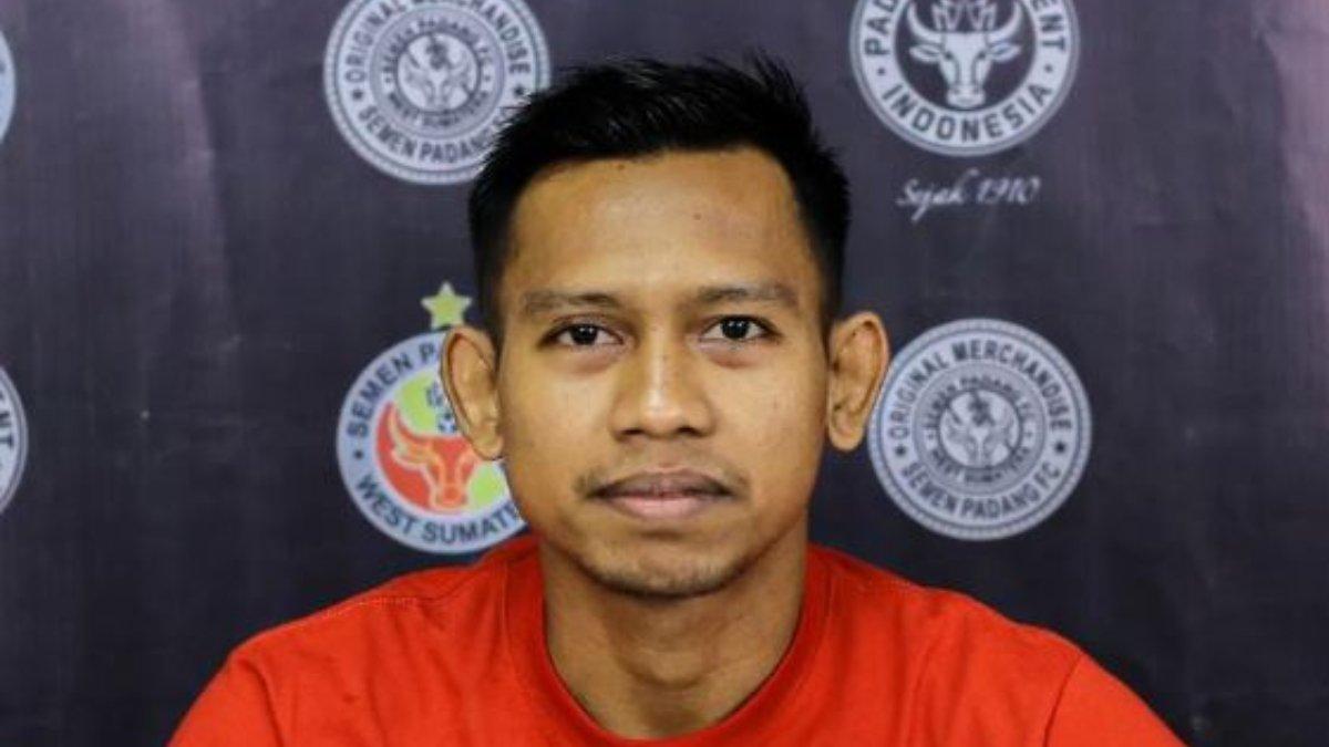 Vivi Asrizal11