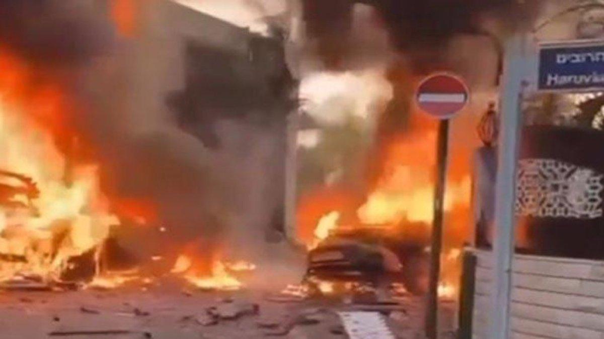 Roket yang diluncurkan Hizbullah jatuh jauh ke dalam wilayah timur Hiafa pada Sabtu (21/9/2024).