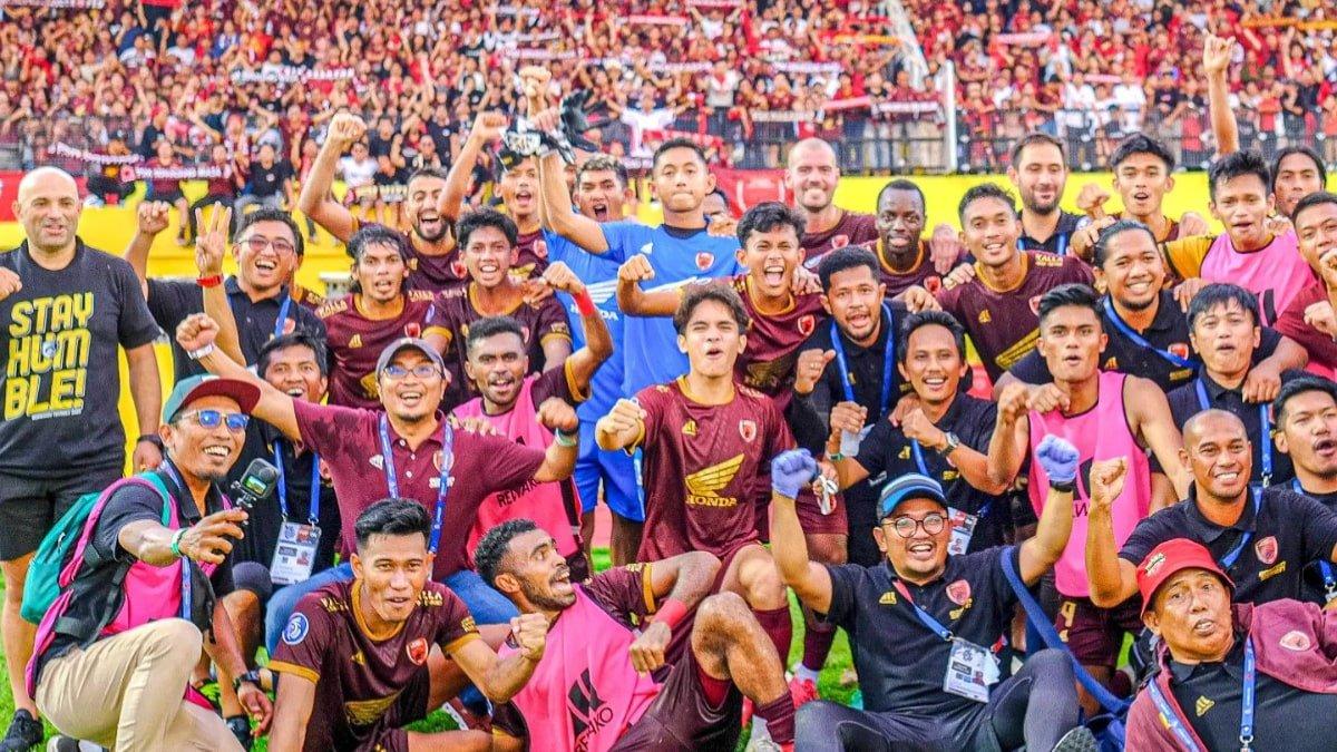 Potret skuad PSM Makassar saat masih dihuni oleh Wiljan Pluim di gelaran Liga 1 2023.