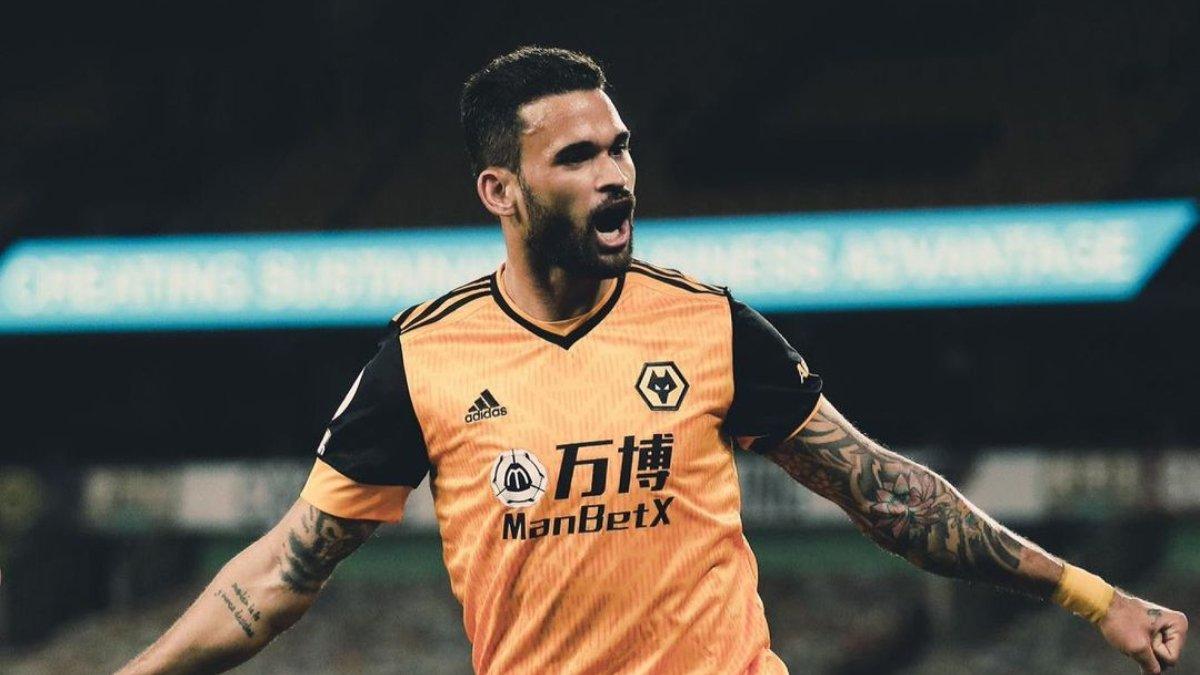 William Jose Saat di Wolves