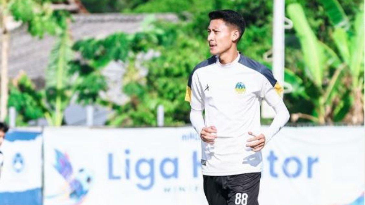 PROFIL PEMAIN - Potret Yudha Alkanza dalam sesi latihan bersama PSIM Yogyakarta.