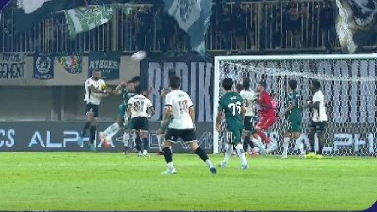 PSS SLEMAN VS PSM MAKASSAR - Cuplikan laga PSS Sleman kontra PSM Makassar saat Yuran Fernandes realisasikan peluang.