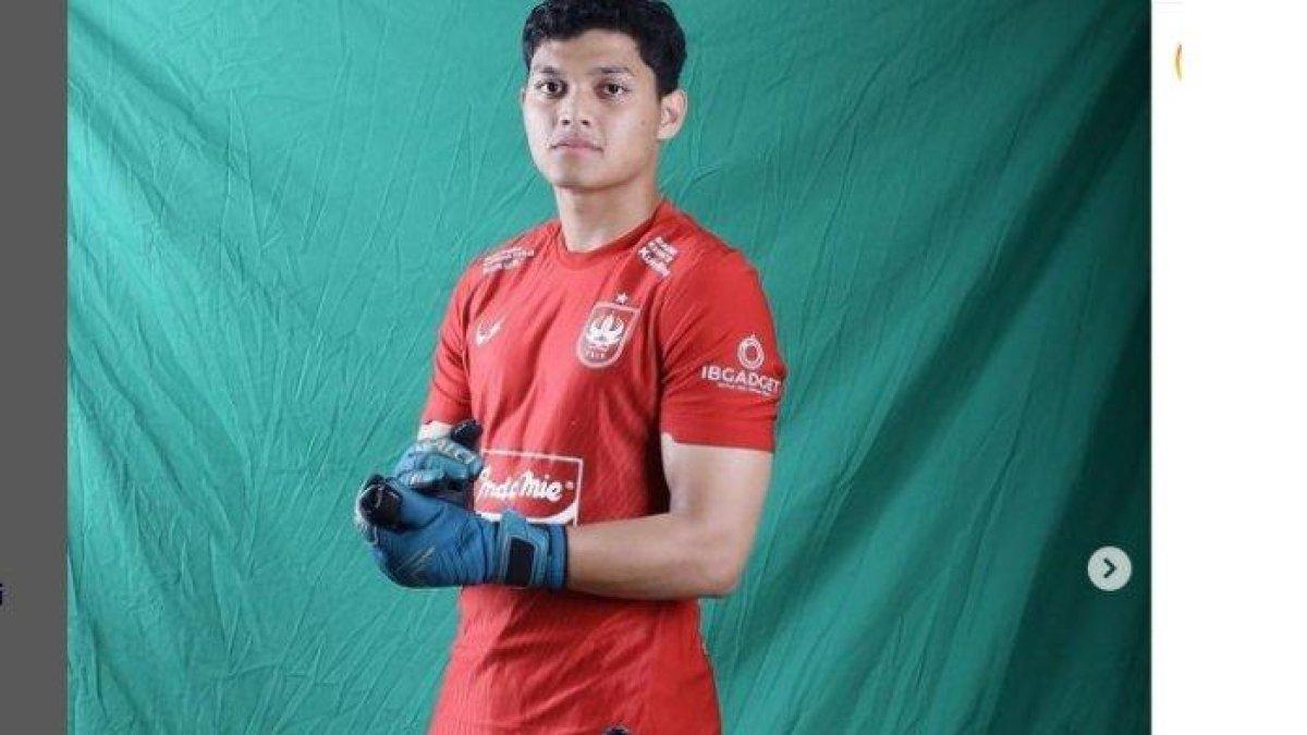 PROFIL PEMAIN - Profil Adi Satryo, penjaga gawang milik PSIS Semarang yang siap tampil apik di Liga 1 musim 2023/2023.