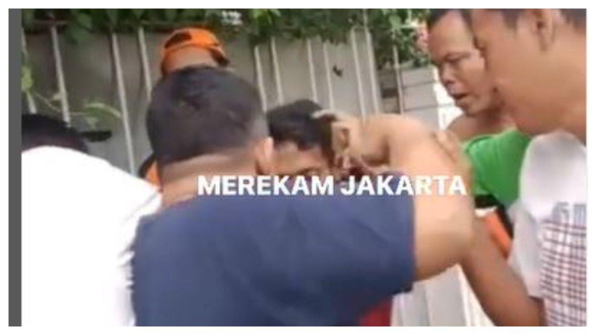 ama Ridho dikeroyok