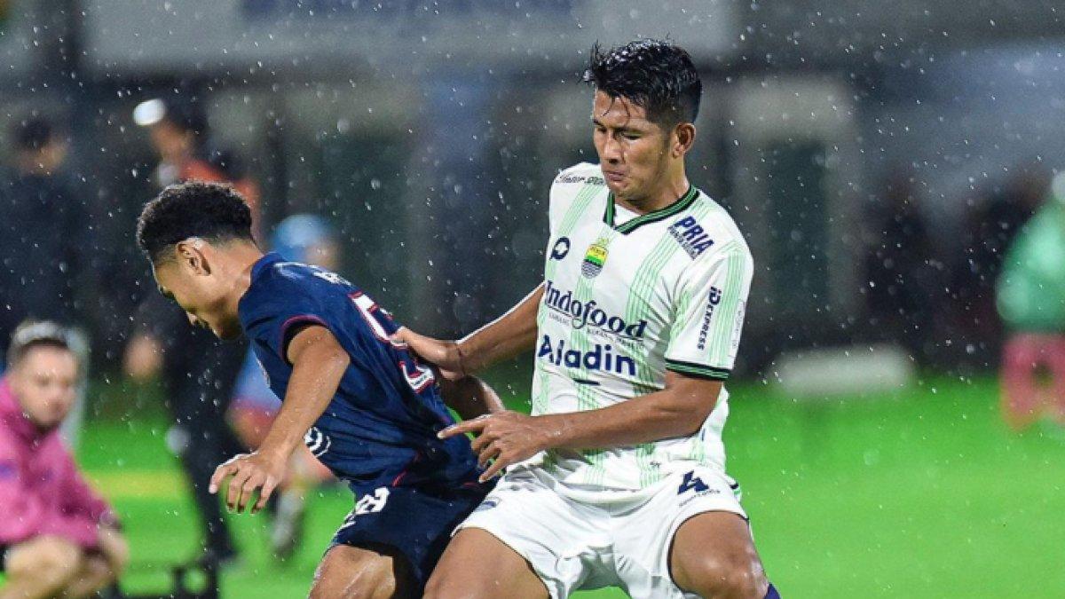 Cuplikan laga Arema FC vs Persib Bandung di pekan kedua Liga 1 2023/2024.